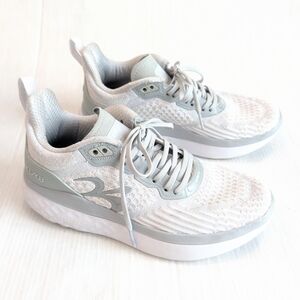 GDEFY XLR8 Run Gravity Defyer Women's Gray Athletic Running Shoes Size 8